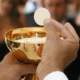 Can a homosexual receive Communion?